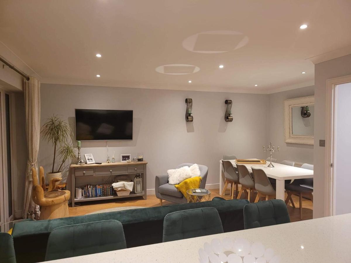 Three Bedroom Apartment By Beautiful Park Λονδίνο Εξωτερικό φωτογραφία