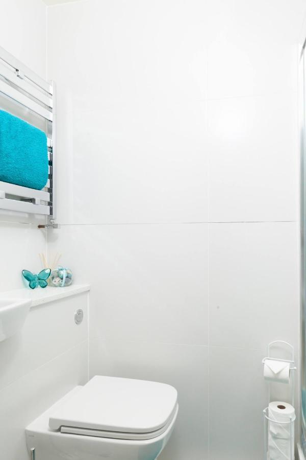 Three Bedroom Apartment By Beautiful Park Λονδίνο Εξωτερικό φωτογραφία