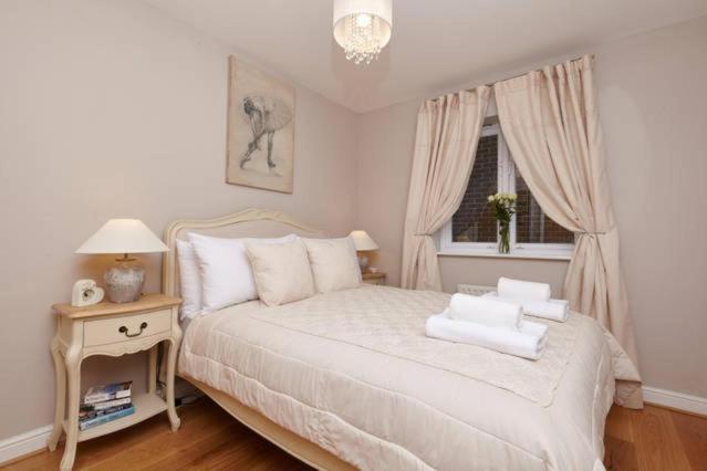 Three Bedroom Apartment By Beautiful Park Λονδίνο Εξωτερικό φωτογραφία