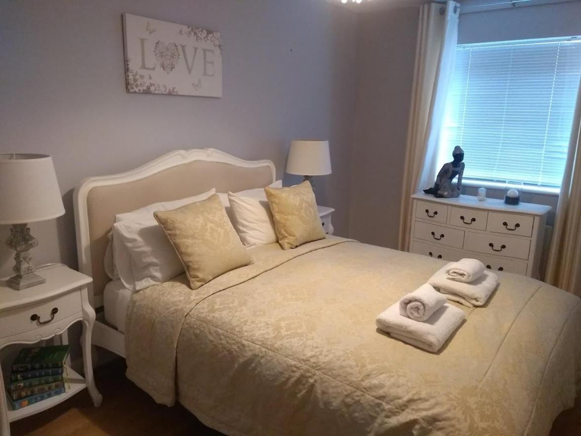 Three Bedroom Apartment By Beautiful Park Λονδίνο Εξωτερικό φωτογραφία