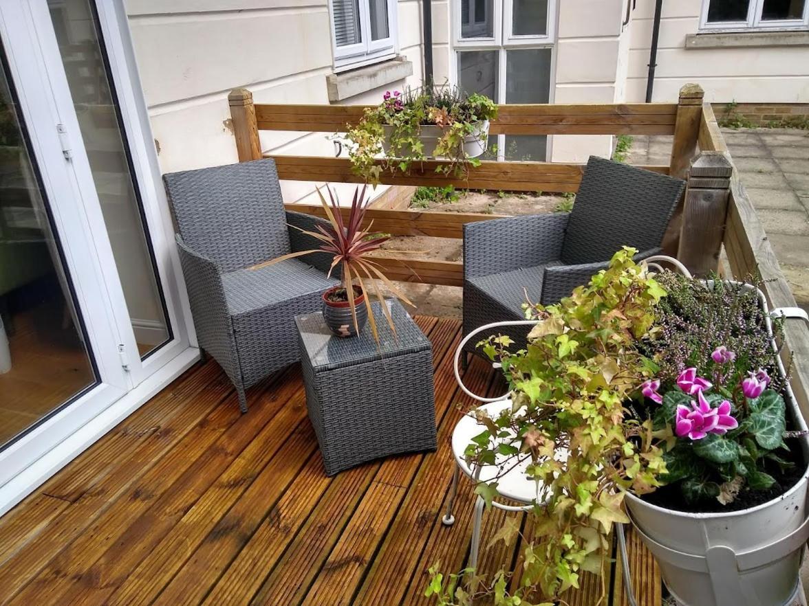 Three Bedroom Apartment By Beautiful Park Λονδίνο Εξωτερικό φωτογραφία